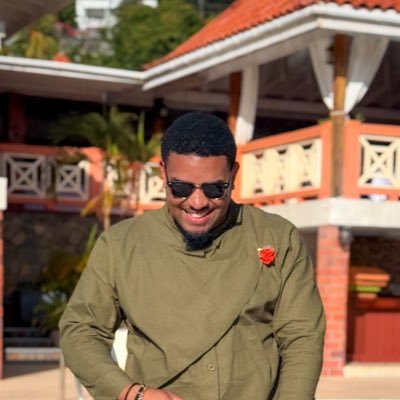 ↪Disclaimer: This page does not reflect the views of my employer or my professional competence. Smiling through the bullshit.. 🇻🇨🚀 #Culer #WestIndies