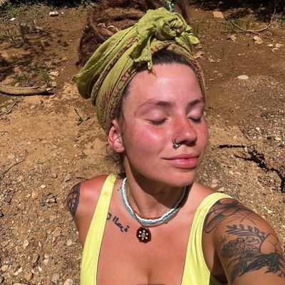 this is my only page,the hub hippie ♥️ wonder woman 🧑🦰for booking