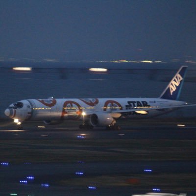 飛行機好きです。ベイスターズファン8年目、ロッテファン2年目、あとゴジラもめちゃ好きです。日常組大ファン。あとサメも好き。よろしくです 。関根超絶推し、diana2024Aya全力推し diana2025Moeka、Natsuki推し