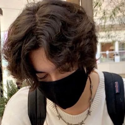 BatSynth's profile picture. 