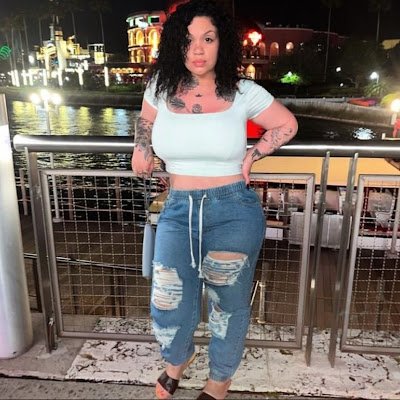Hello, I'm Norah from florida and am single with no kids and am looking for a serious relationship...