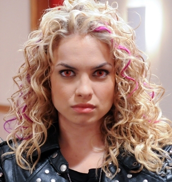 Existem milhões de palavras no mundo, mais não adianta eu explicar, palavras nunca vão substituir ou resumir o que eu sinto por ti! @Lua_Blanco . Minha Vida Meu