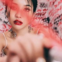 しな (@sake_to_cha) 's Twitter Profile