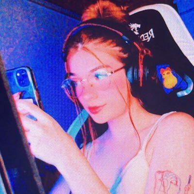 ♡ Creadora de Contenido F/A ♡ Streamer Partner @twitch ♡ Co-Streamer @valorantlatam https://t.co/GtVIALw7Ww 💌camibonttipropuestas@gmail.com J 💍