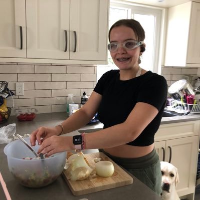 DaraCoulter's profile picture. woman in STEM💜