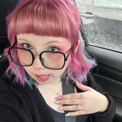 luuucyy_luuu's profile picture. naur •she/her•