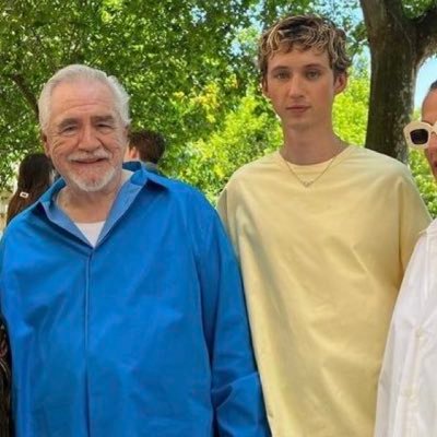 missborrachuda's profile picture. hellygemma mole em pedra dura tanto bate ate que ruptura ☹️