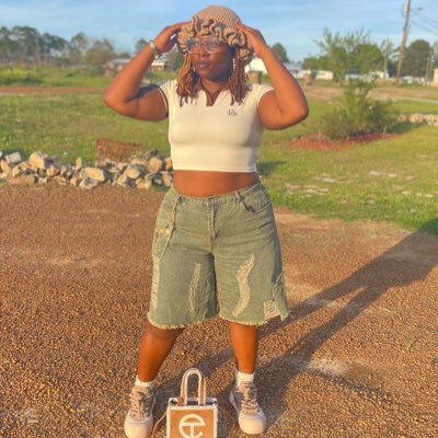 A s h b u r n , GA 📍 #229💪🏾 -UWG. Psalms 27:1🤍. 1925🦅💙.