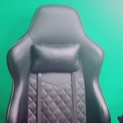 56OKIZARI's profile picture. 猫こねこさん(@gesgest121)の名言を呟きます。