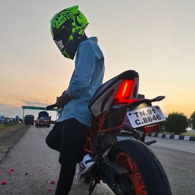 MsdSurya760110's profile picture. 