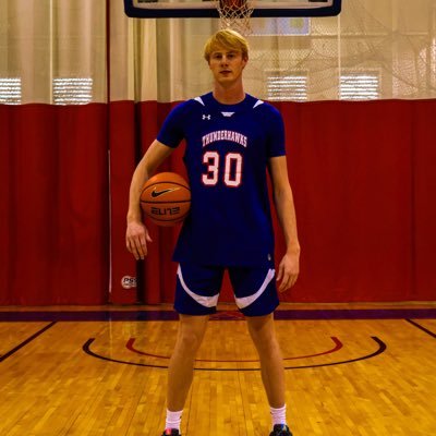 Alexwilkins35's profile picture. 6’6 Sharp shooter 🎯 3 years college basketball experience. ABA 🏀