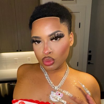 MAIN PAGE @bandsomebby 💕 what you’re looking for 👉🏽 https://t.co/nosBIbkbKv