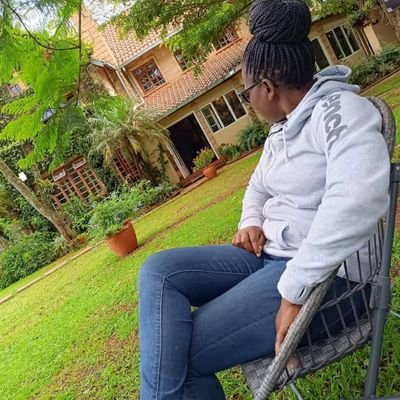 I'm just simple & friendly with all.
⬇️⬇️⬇️
Let's go Kenya 🇰🇪🇰🇪
One ❤️
Future Politician.... shining like a diamond 😊.