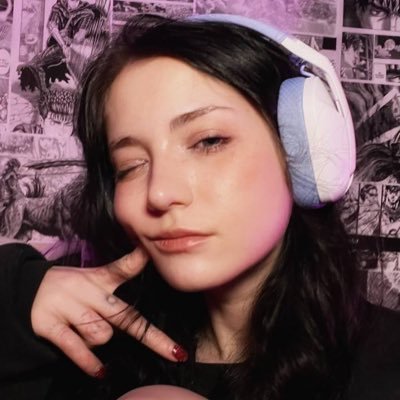 шуршат камыши и мы пошуршим ✨ всем кто хочет позаботиться о моем здоровье могут шуршать сюда: 2200 7013 4983 4934 ✨