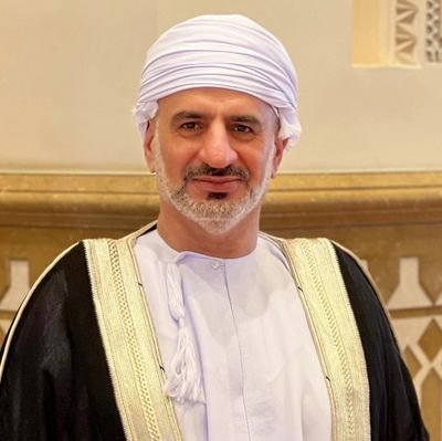 حساب شخصي لنائب رئيس مجلس الشورى الأسبق•سلطنة عمان.
الله ثم الوطن والسلطان.
المباديء السليمة ستبقى راسخة.