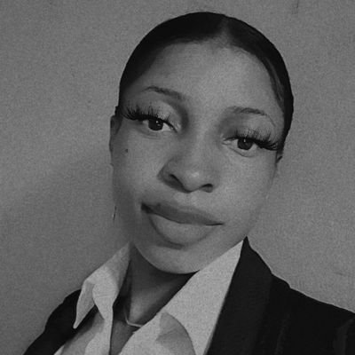 OnyekereChioma's profile picture. Speaker | Writer | Leadership Development Coach | Medical student 🩺

📧 workwithchioma@gmail.com