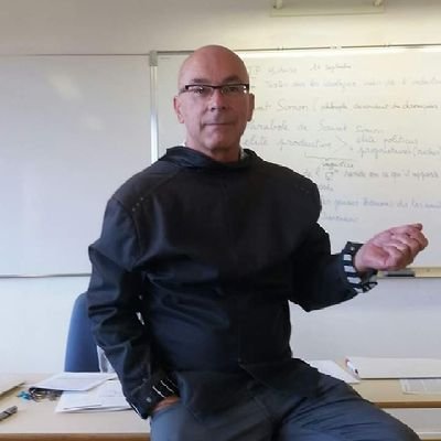 vessemonth's profile picture. 