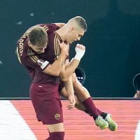 AsRoma - Addict 🔥 (@hatinurani03) 's Twitter Profile