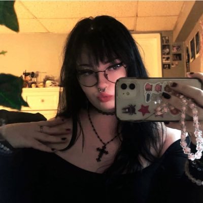 maryydonahue's profile picture. i’m epic & super hot