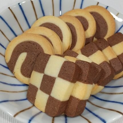 Sumy_Tomy's profile picture. 星屑がまだらになって降る日までにピーマンくらいは食べられますように