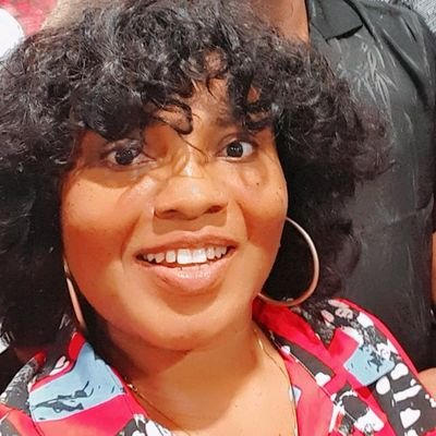 Wendyzstitchez's profile picture. Fashion designer/fashion Instructor