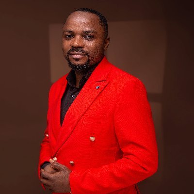 guylain_wasso's profile picture. Software Engineer |UX/UI Designer| Graphic Designer|Photographe
| J'aime mon pays 🇨🇩 et  soutiens activement les artisans de son développement