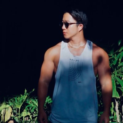 日本と海外の2拠点生活 | designer | bodybuilding | wellness | @burnfitjp アンバサダー