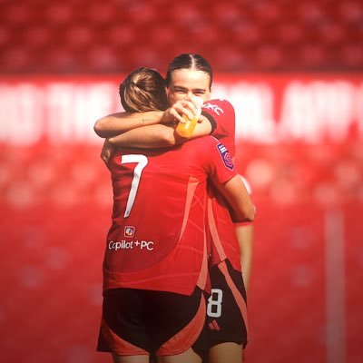 tooneysclinton's profile picture. 𝐦𝐮𝐰𝐟𝐜 | ꨄ