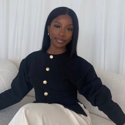 EzekiellaOsei's profile picture. Jesus is the way🤍 | IG: ezekiella.o