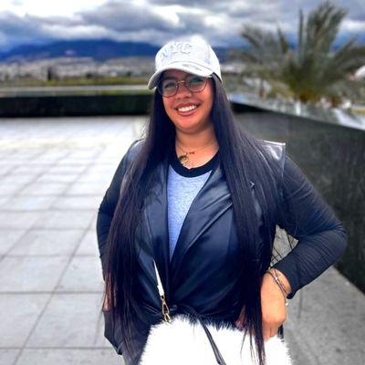 AnaGomez533015's profile picture. 