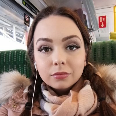 derinlion01998's profile picture. Good 😊