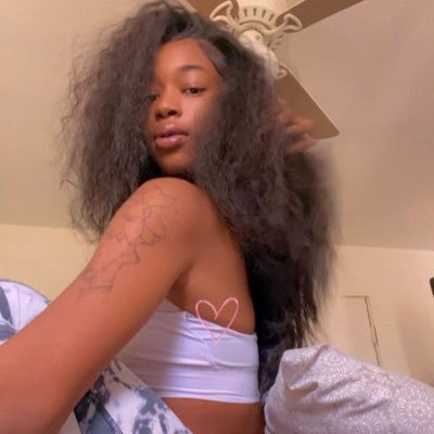 insta @saiimiinamee I sell content 🎬👅. Also FaceTime shows 24/7 . Money makes me wet 💦 let’s have ball emptying fun 🤩