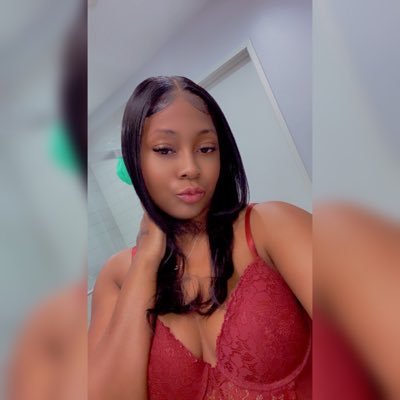 onlyfans @Skinny0920 💋 🫣Dm me for FaceTime calls🥰 yes I travel ✈️ so book that flight daddy🥰
