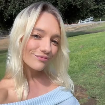 alicewells167's profile picture. Hmu 🤙