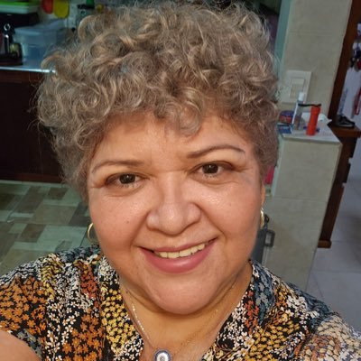 #Mayulli #Jarocha de corazón
#Amiga #Esposa y Amante de Calixto #Madre de Oskarof. Mexicana y Feliz ciudadana del mundo. Amo la naturaleza y me amo.