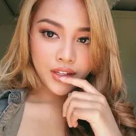 Serial entrepreneur and decision-maker with a passion for beauty, fashion, and food. Owner of multiple ventures skincare line, and clothing design🚫PORN