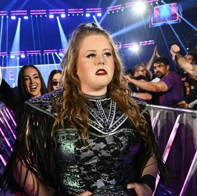 You better to run away, before i hurt you.. Parody Account Of Piper Niven!