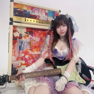 ギター弾いたりモデル等してます。ゲーム好きです。ご依頼はinfo@ryochao.comまたはDMへ。 KILLT MELT LAND Guitar.最近ほぼ毎日TikTokでゲーム配信してます→https://t.co/7UjOIsbW0t ファンクラブ→ https://t.co/triWHnDoXR