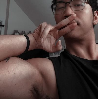 (não sou eu no icon.)
I'm only here for big male breasts, boobs are my religion and my passion. I like big boys. nsfw — 🇧🇷