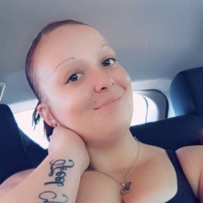 BeautifulMom369's profile picture. SAHM👩Wife💍America🇺🇸Sobriety💜Child of YHWH✝️Follower of Yeshua🕊️