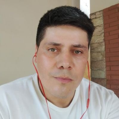 Vivimos en un mundo donde nadie es mas ni menos que nadie, no dejemos que nos pisoteen y mucho menos busquemos pisotear a nadie