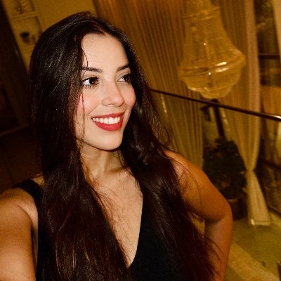 kamilaviitoria's profile picture. 