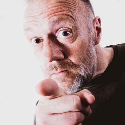 Taking an indefinite break from performing. Doubt my mind will switch off though so still probs hoy some jokes on here. Octopus.