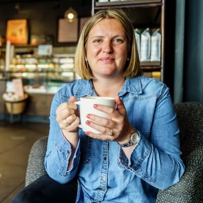 Insurance Copywriter | I create content for insurance businesses that helps them attract & convert their dream clients | Blog Writing | Web Copy | Social Media