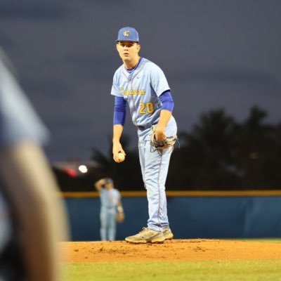 IRSC commit 👨🎓2025 💪6’1” 200 LBS RHP 📚3.4GPA. Top FB 91 📱561-889-4253