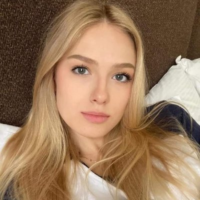 jennyjames000's profile picture. Pro gamer,noob at life