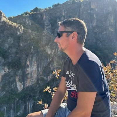 Tech duider | Informaticus | Docent | Blogger | Traveler
https://t.co/AXYdKyBCxO
https://t.co/kPIZRiMXX2