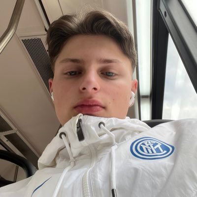 BarellaTheGoat's profile picture. cant log in to my Old Account @BarellasBoy this is my New account
#BistecconeGoat
#BarellaGoat