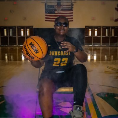 c/o 2027| Wellington wolves #2| Suncoast High School| GPA: 3.5| IG @ypk.treji| email: trejorstreet10@gmail.com