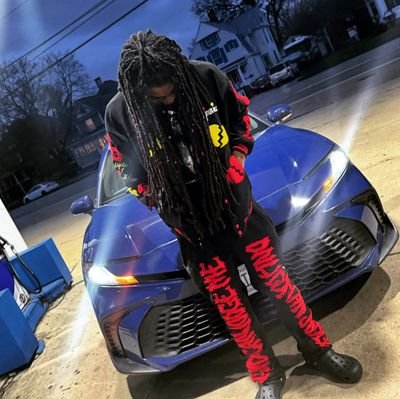 LifeWithThaKing's profile picture. 💼 Hustler’s Playbook 📖
🧠 Money. Mindset. Mastery.
🎙 Host | Creator | Investor
📍Teaching You How To Escape Life's False Reality